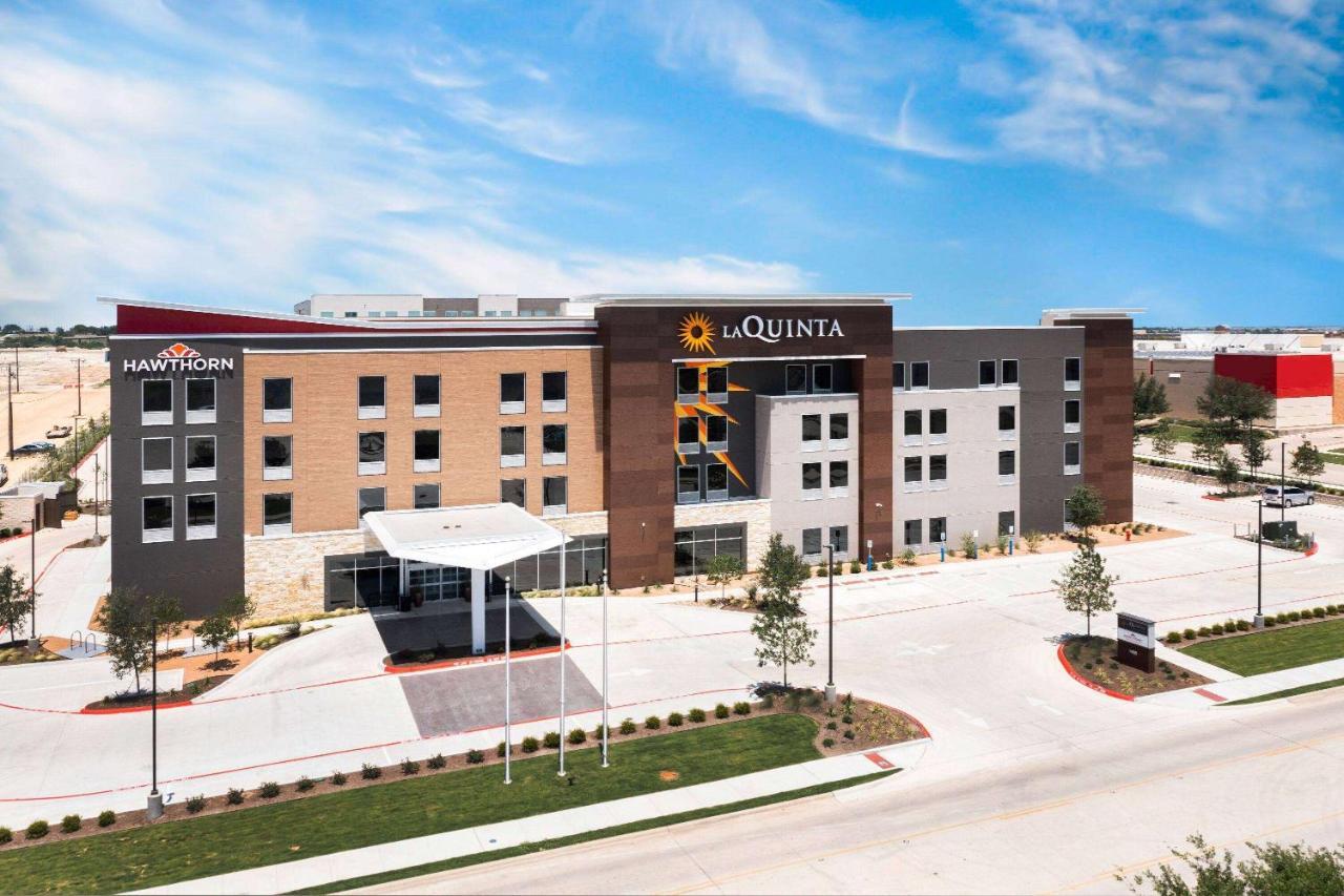 La Quinta Inn & Suites By Wyndham Pflugerville Exterior foto